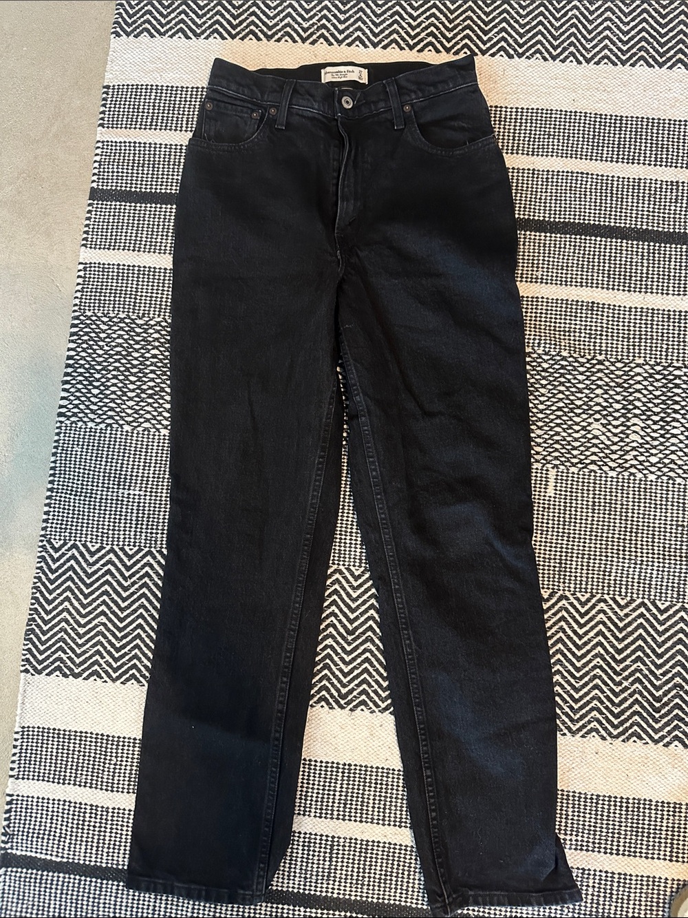 Abercrombie & Fitch 90s Straight Ultra High Rise Curve Love - Black